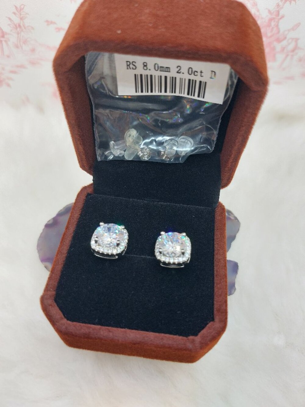 PT950 Platinum Stud Earrings 2-carat Square Shaped Round Rhinestone